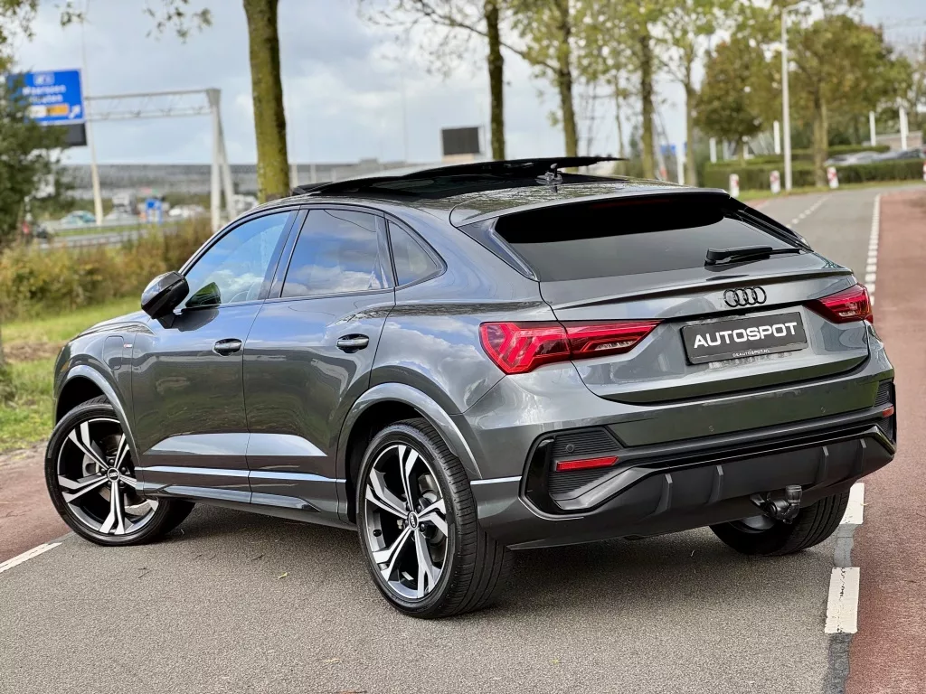 Audi Q3 Sportback - Premium detail 3