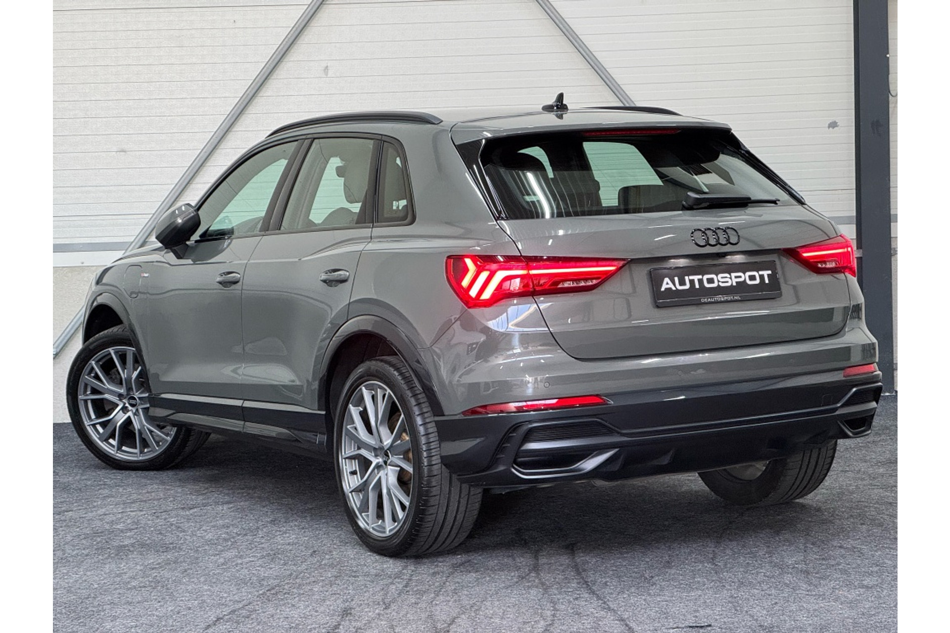 Audi Q3 - Premium detail 3