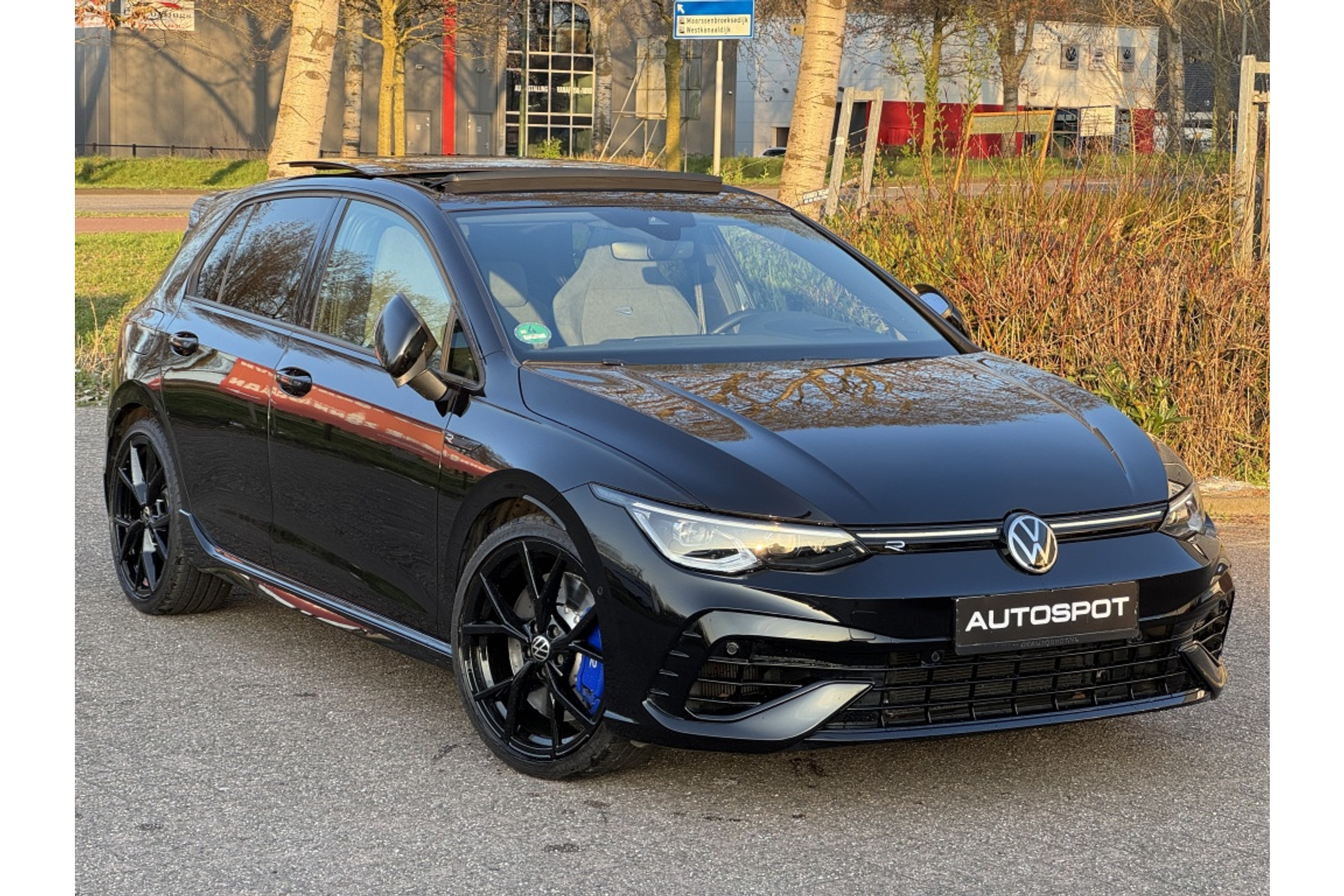 Volkswagen Golf - Premium detail 3