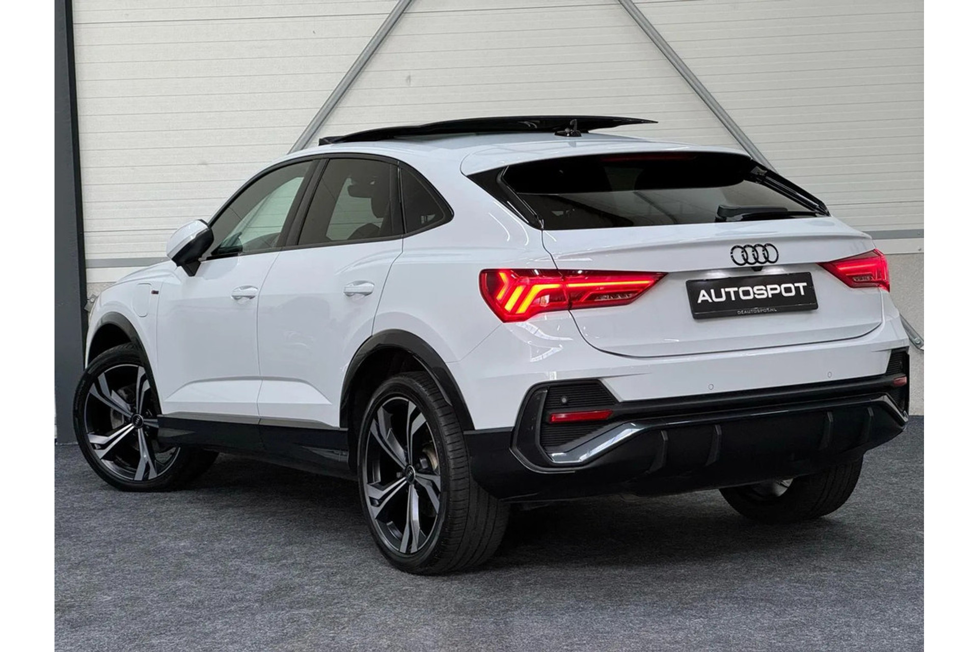 Audi Q3 - Premium detail 3