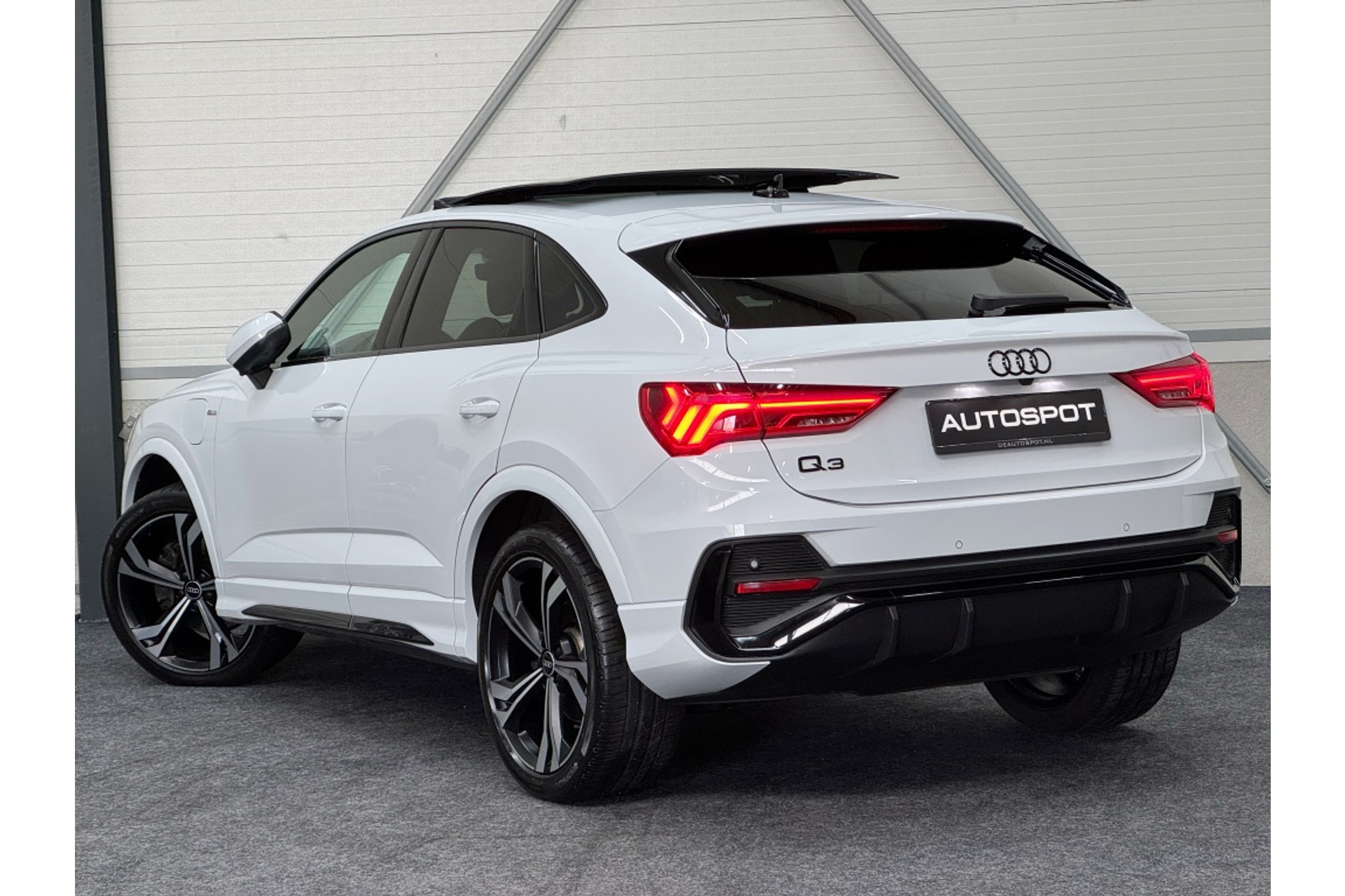 Audi Q3 - Premium detail 3