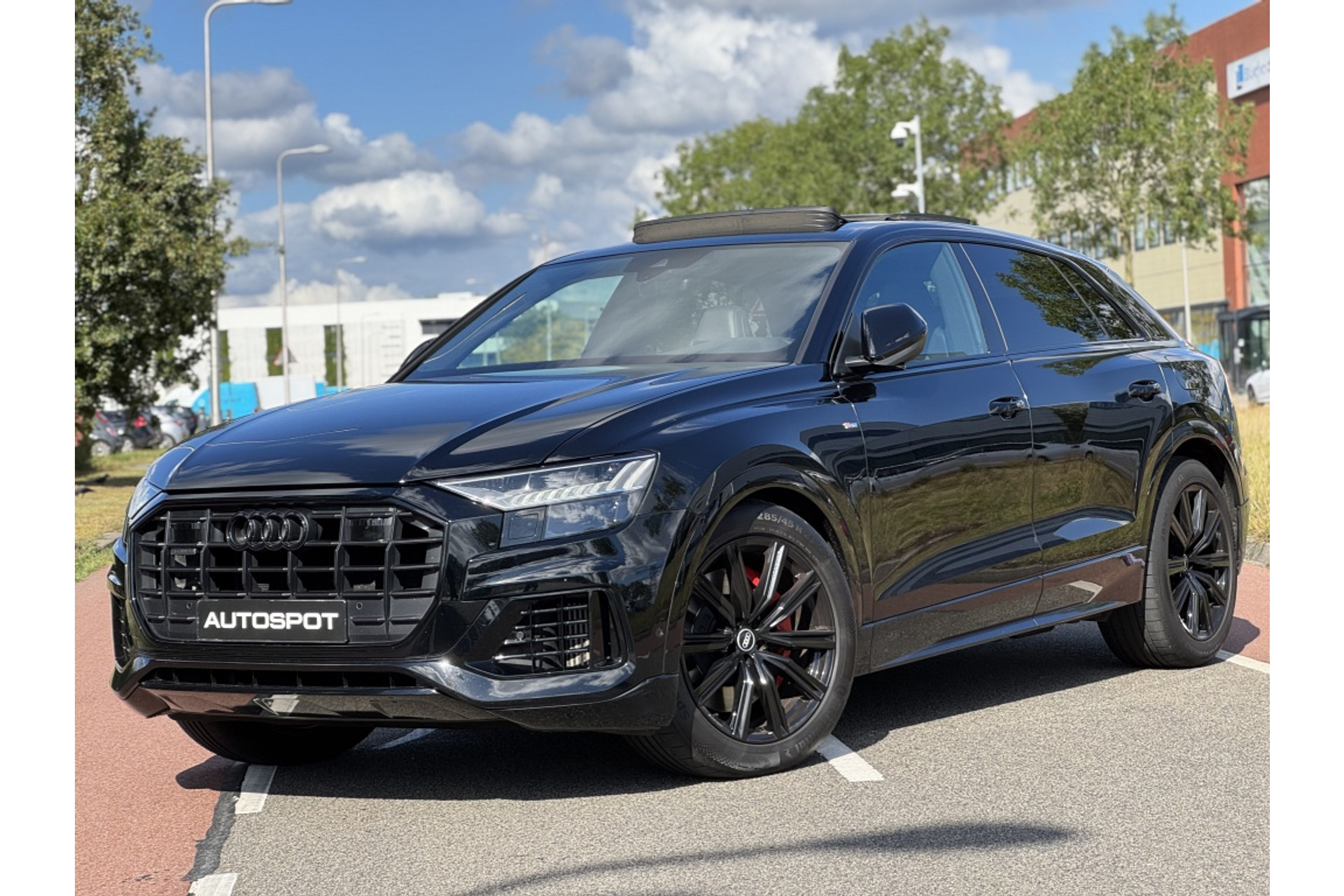 Audi Q8