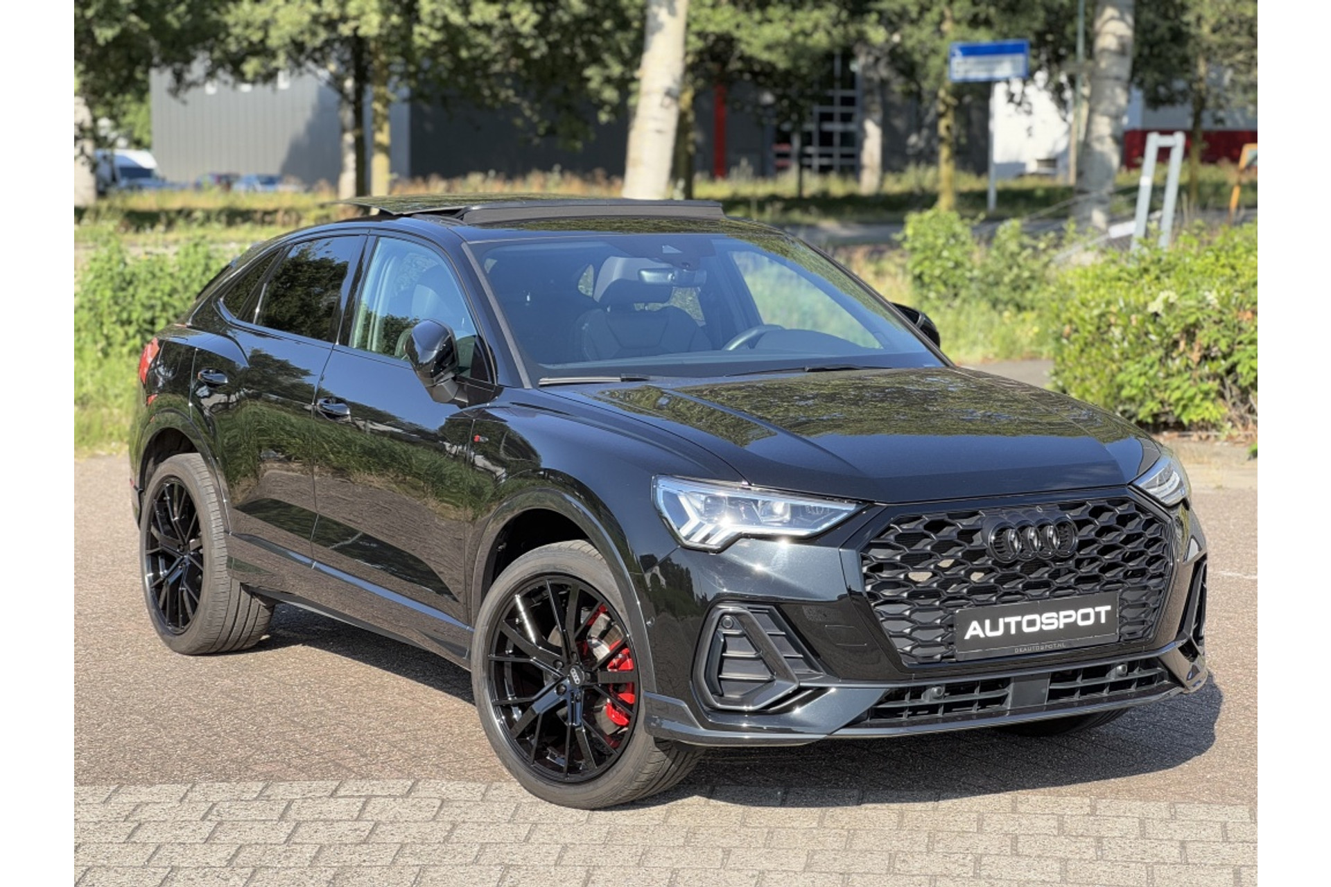 Audi Q3 - Premium detail 3