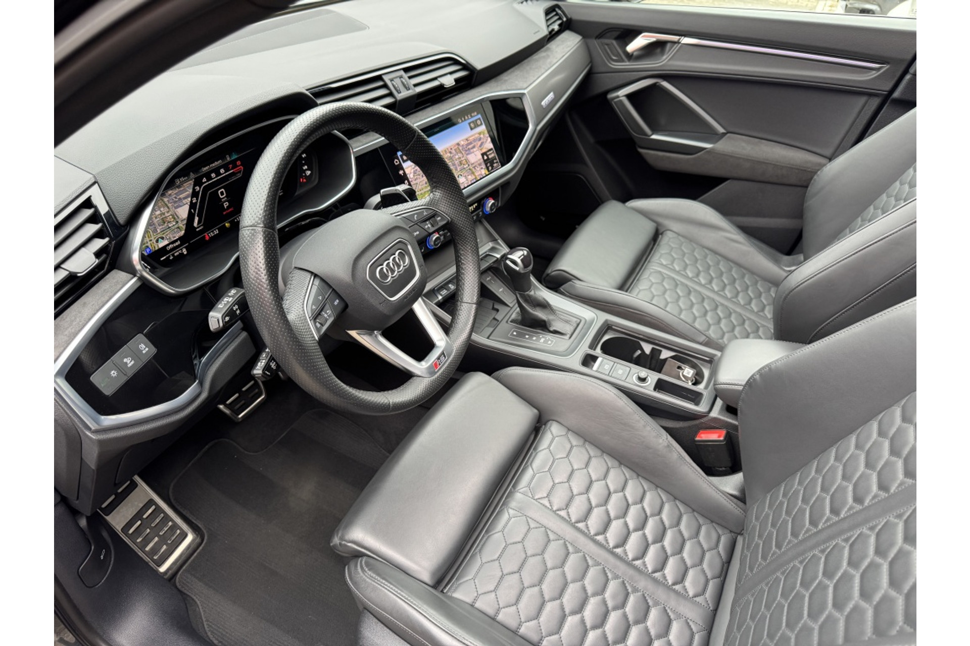 Audi RSQ3 - Premium detail 3