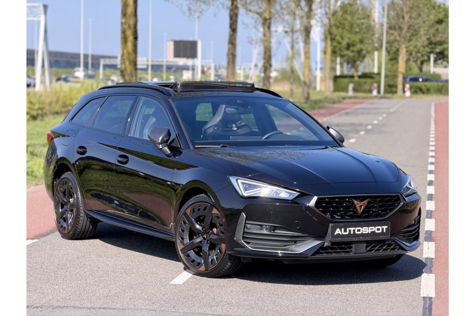 Cupra Leon Sportstourer - Premium detail 3