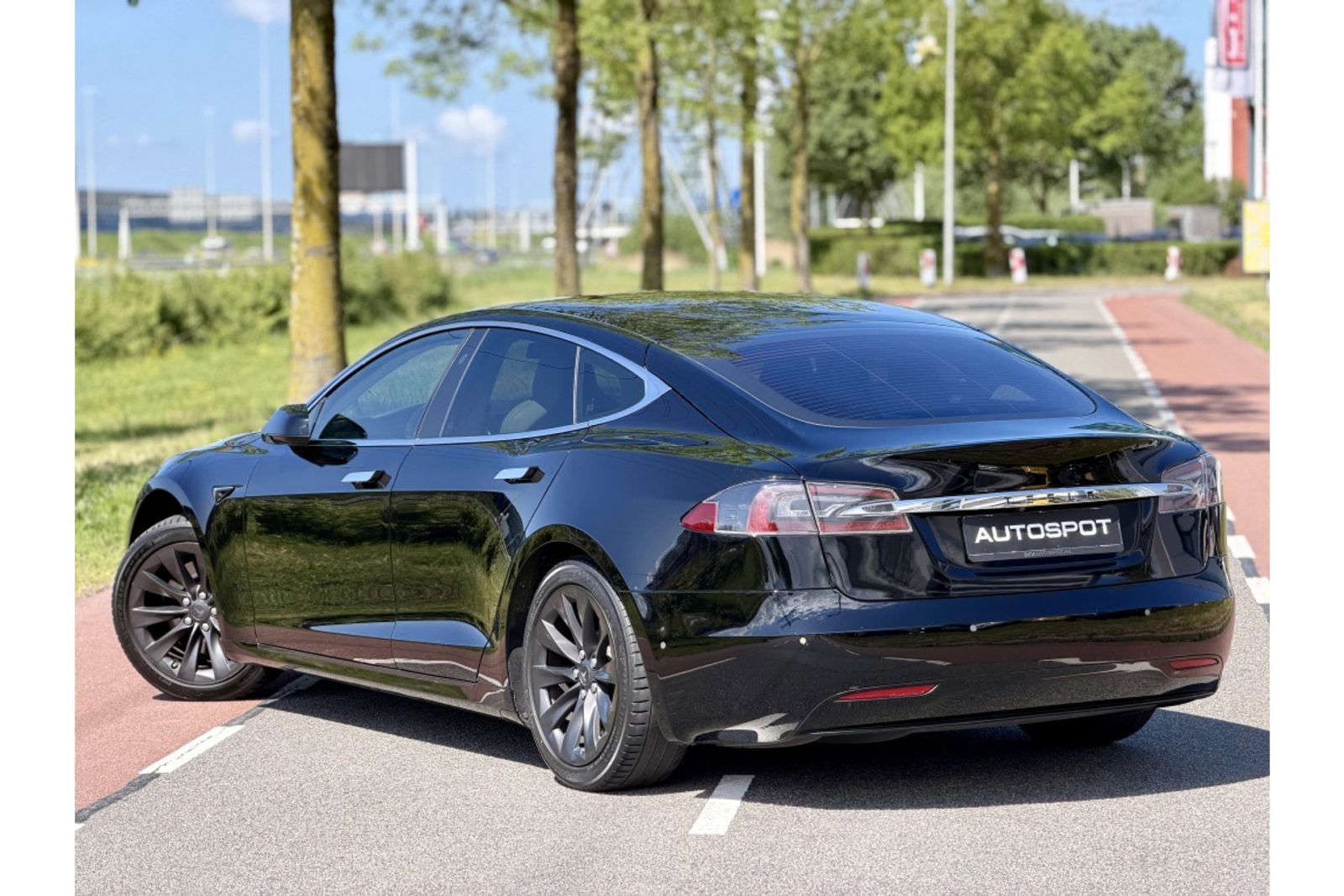 Tesla Model S - Afbeelding 3