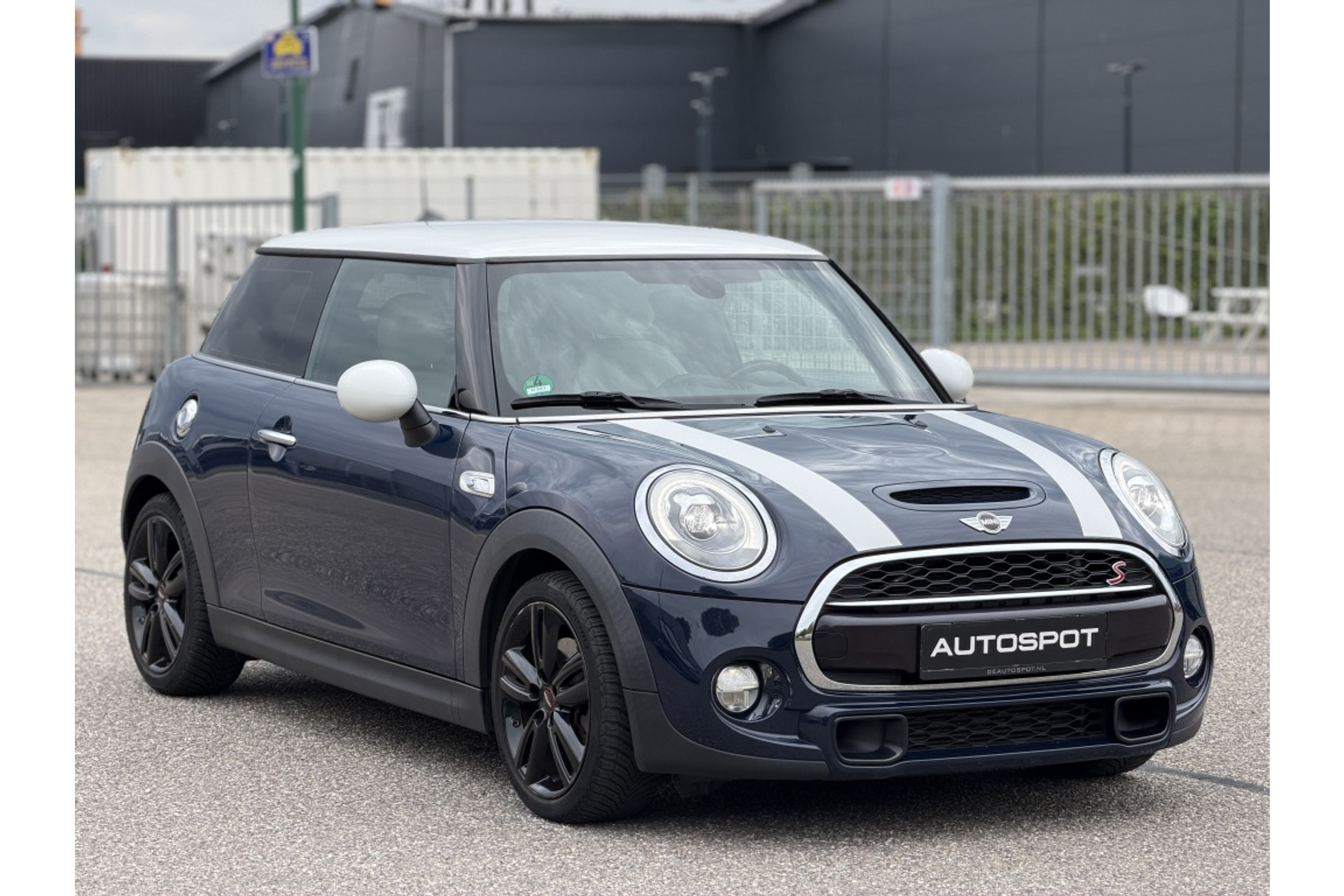 Mini Cooper S - Premium detail 3