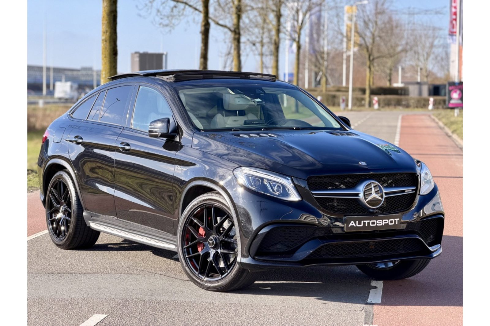 Mercedes-Benz GLE 2016